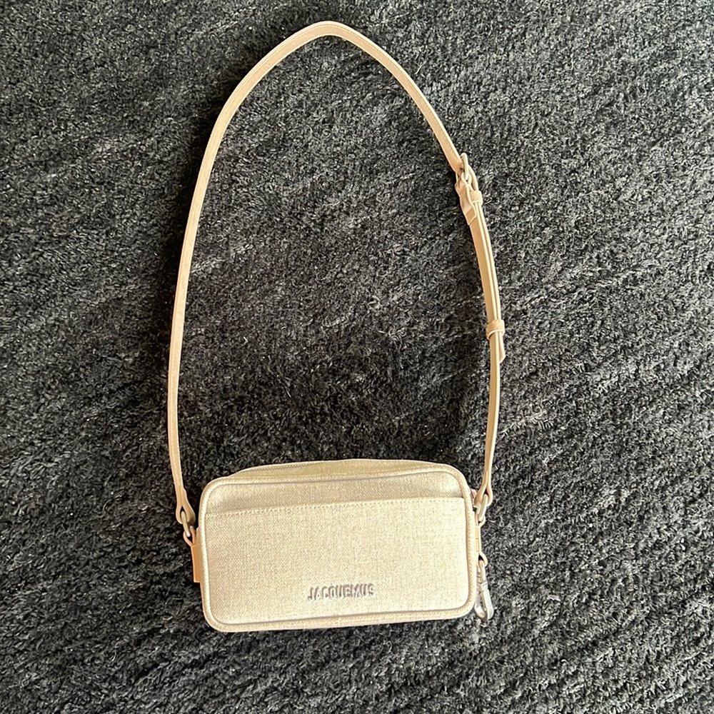 Jacquemus Women's Natural 'le Baneto' Shoulder Bag